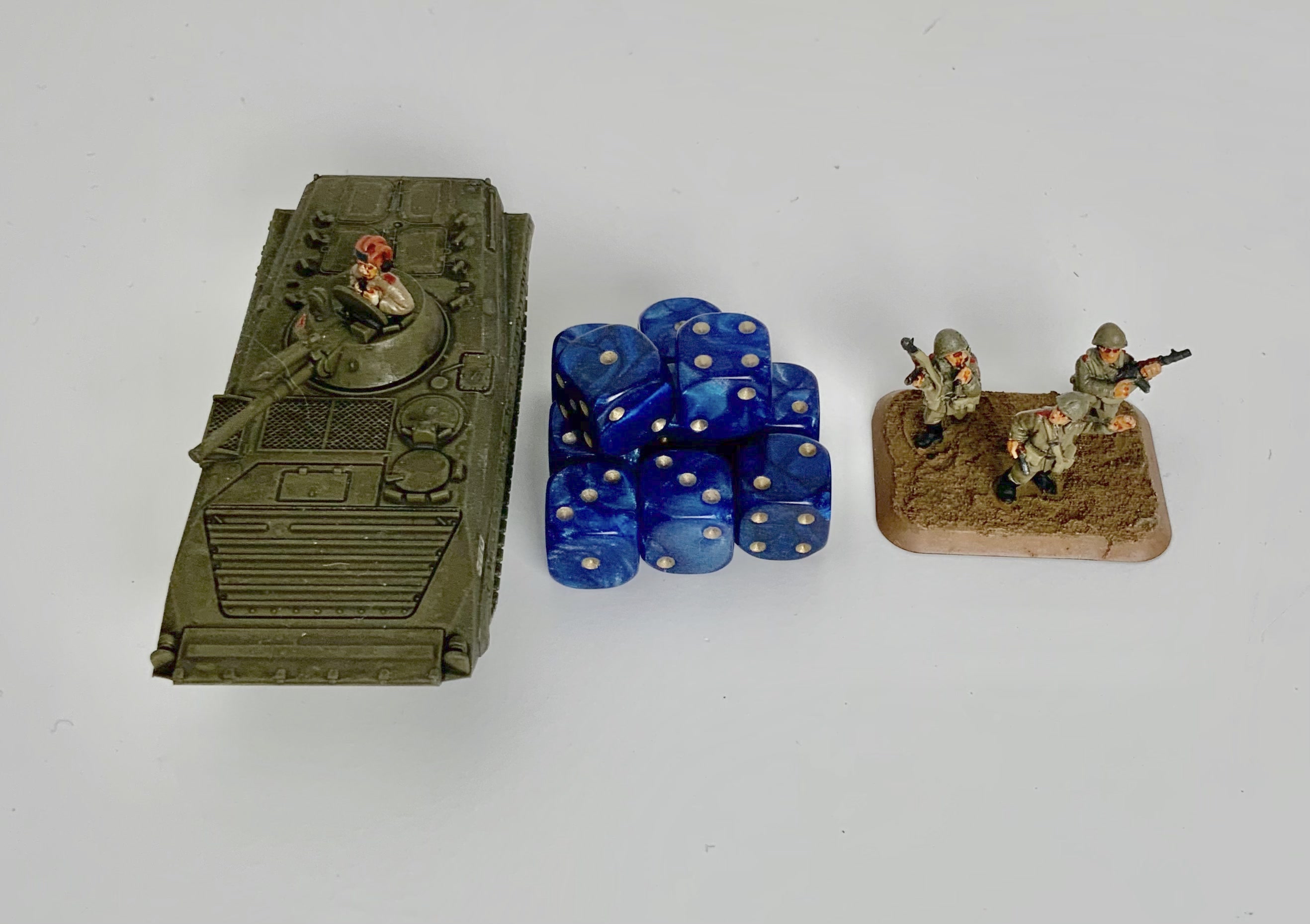 10 x D6 Spot Dice 12mm Vortex Blue/Gold Spot - d6spot10vobluegs